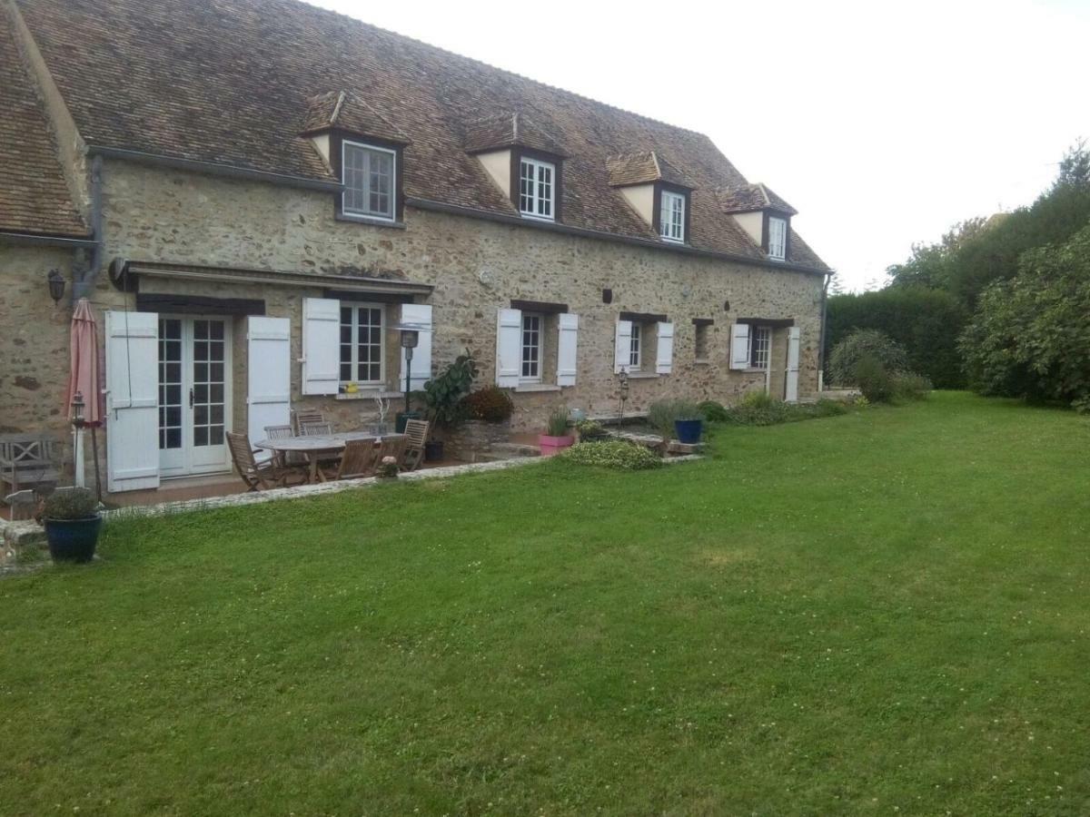 Domaine Des Trois Chateaux Moisenay Eksteriør billede
