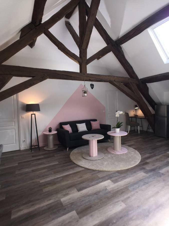 Domaine Des Trois Chateaux Moisenay Eksteriør billede